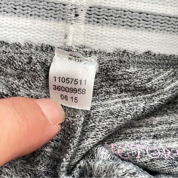 Victoria’s Secret Intimates Grey Thermal Sleep Legging Pants Size Large - Picture 9 of 9